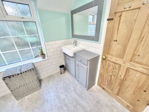 Photo 16- click for photo gallery